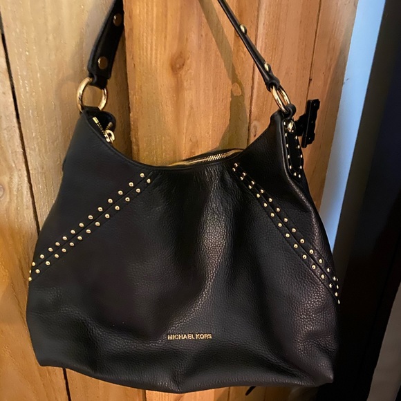 Michael Kors purse - Picture 1 of 2